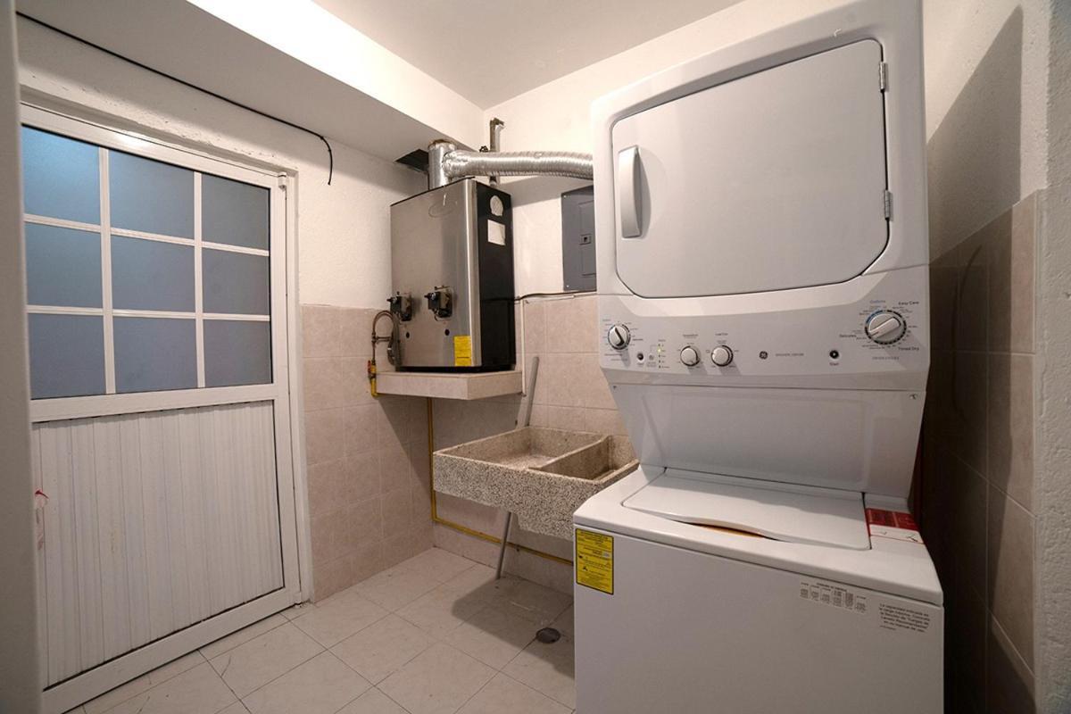 Caravansaro Goldsmith 212 Polanco Hotel Kota Meksiko Bagian luar foto
