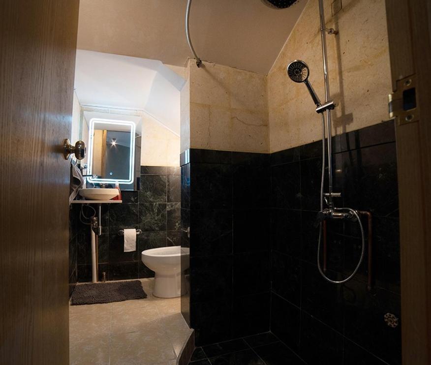 Caravansaro Goldsmith 212 Polanco Hotel Kota Meksiko Bagian luar foto