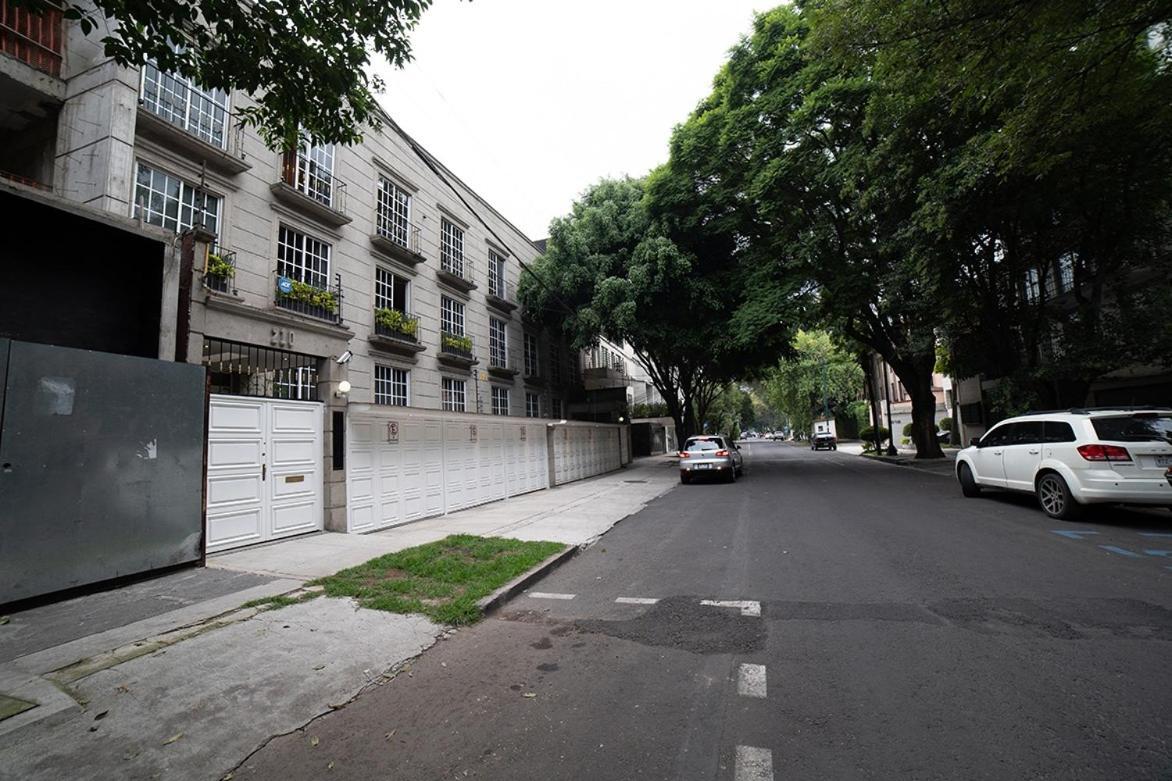 Caravansaro Goldsmith 212 Polanco Hotel Kota Meksiko Bagian luar foto